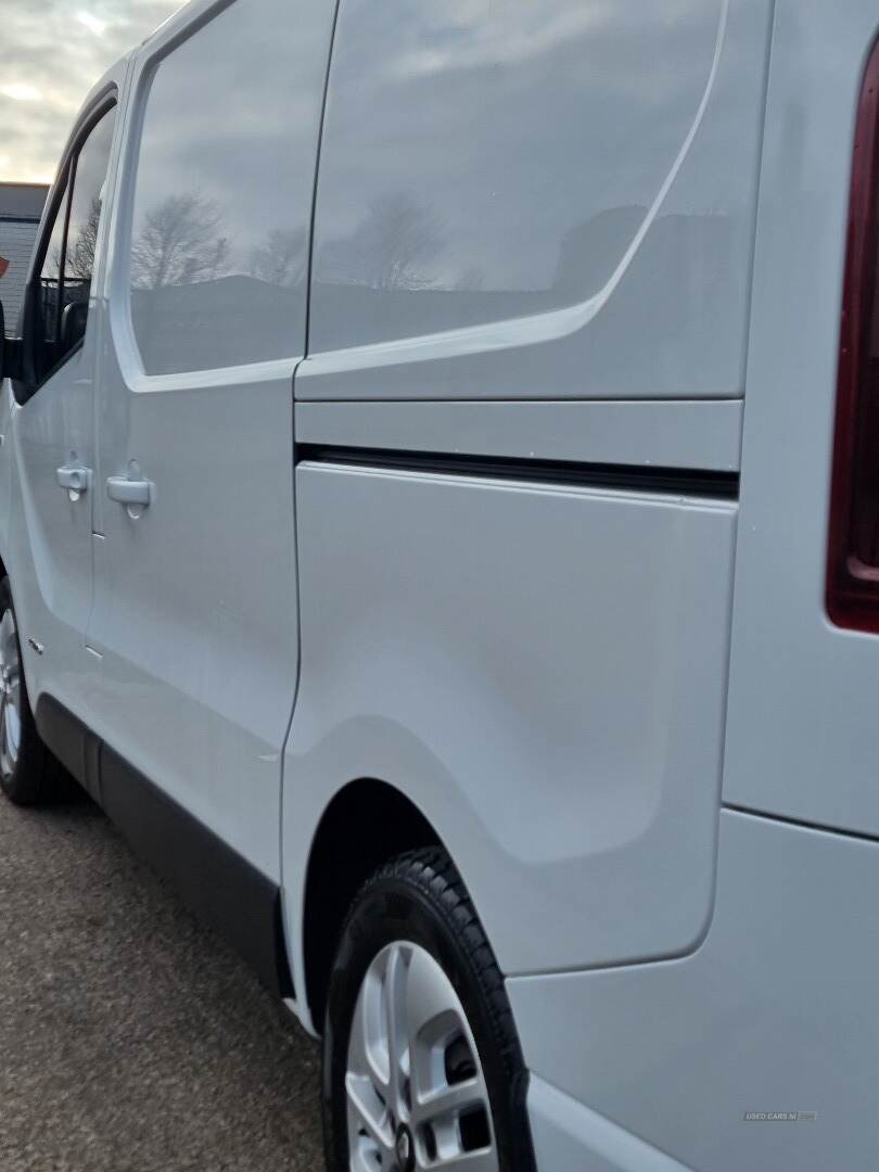 Renault Trafic SWB DIESEL in Tyrone