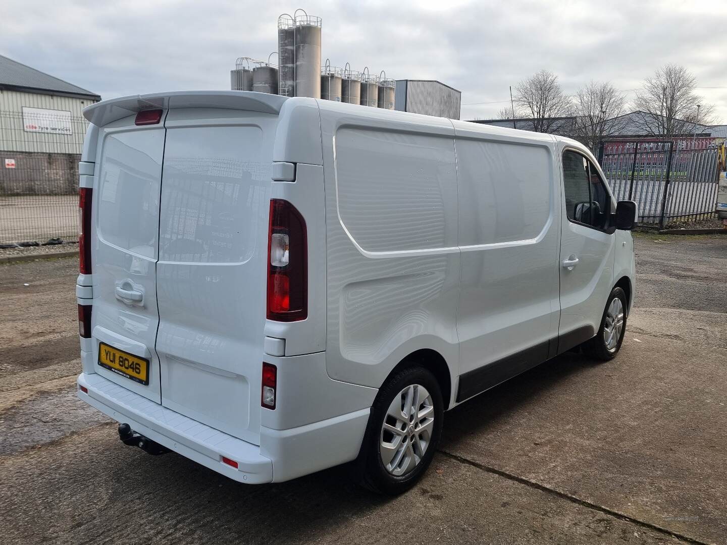 Renault Trafic SWB DIESEL in Tyrone