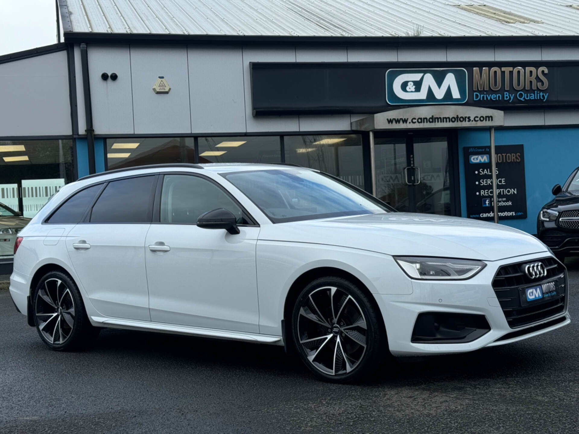 Audi A4 DIESEL AVANT in Tyrone