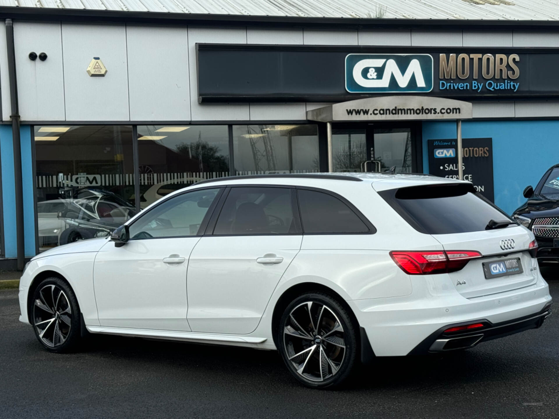 Audi A4 DIESEL AVANT in Tyrone