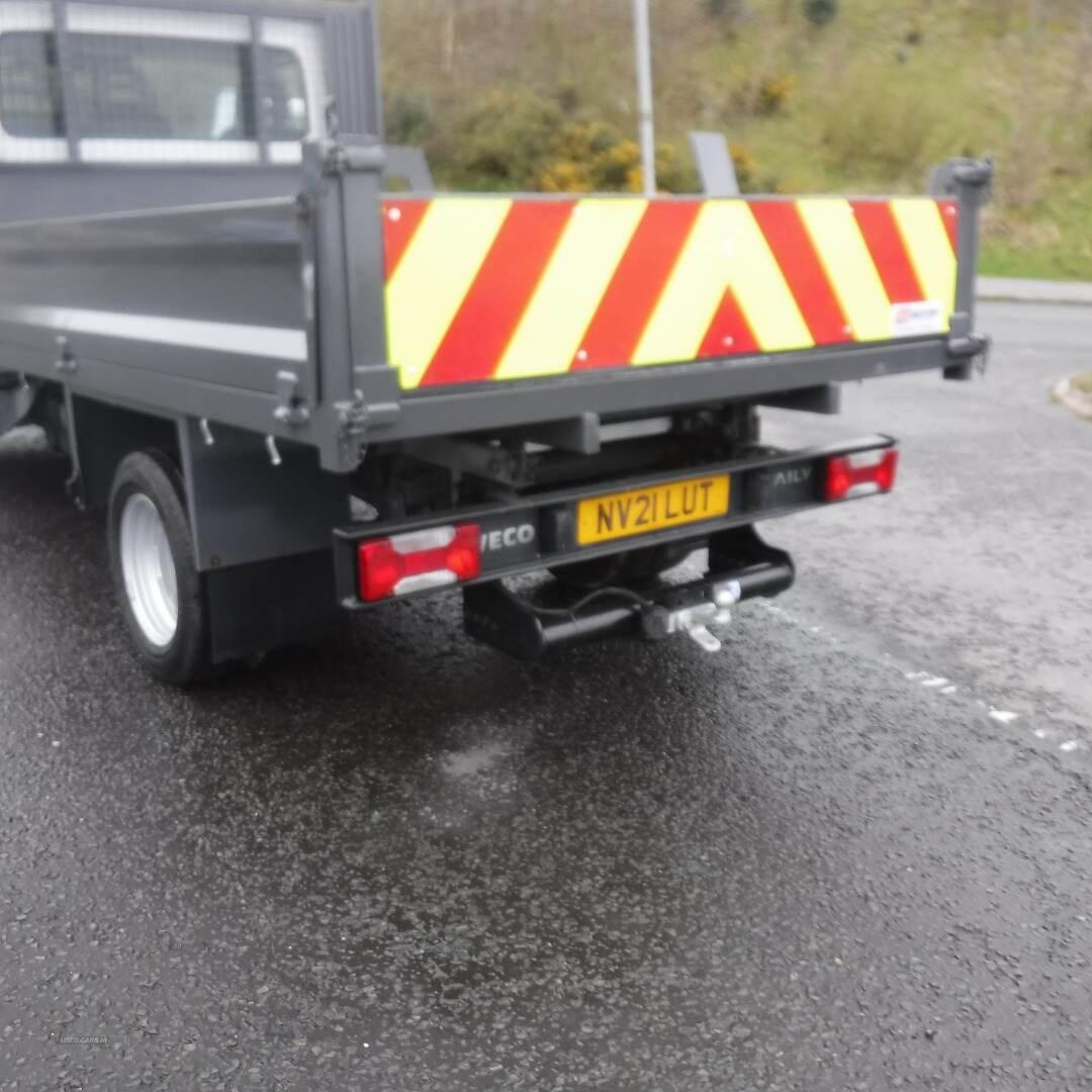 Iveco 35-140 11ft twin wheel tipper 44002 miles . in Down