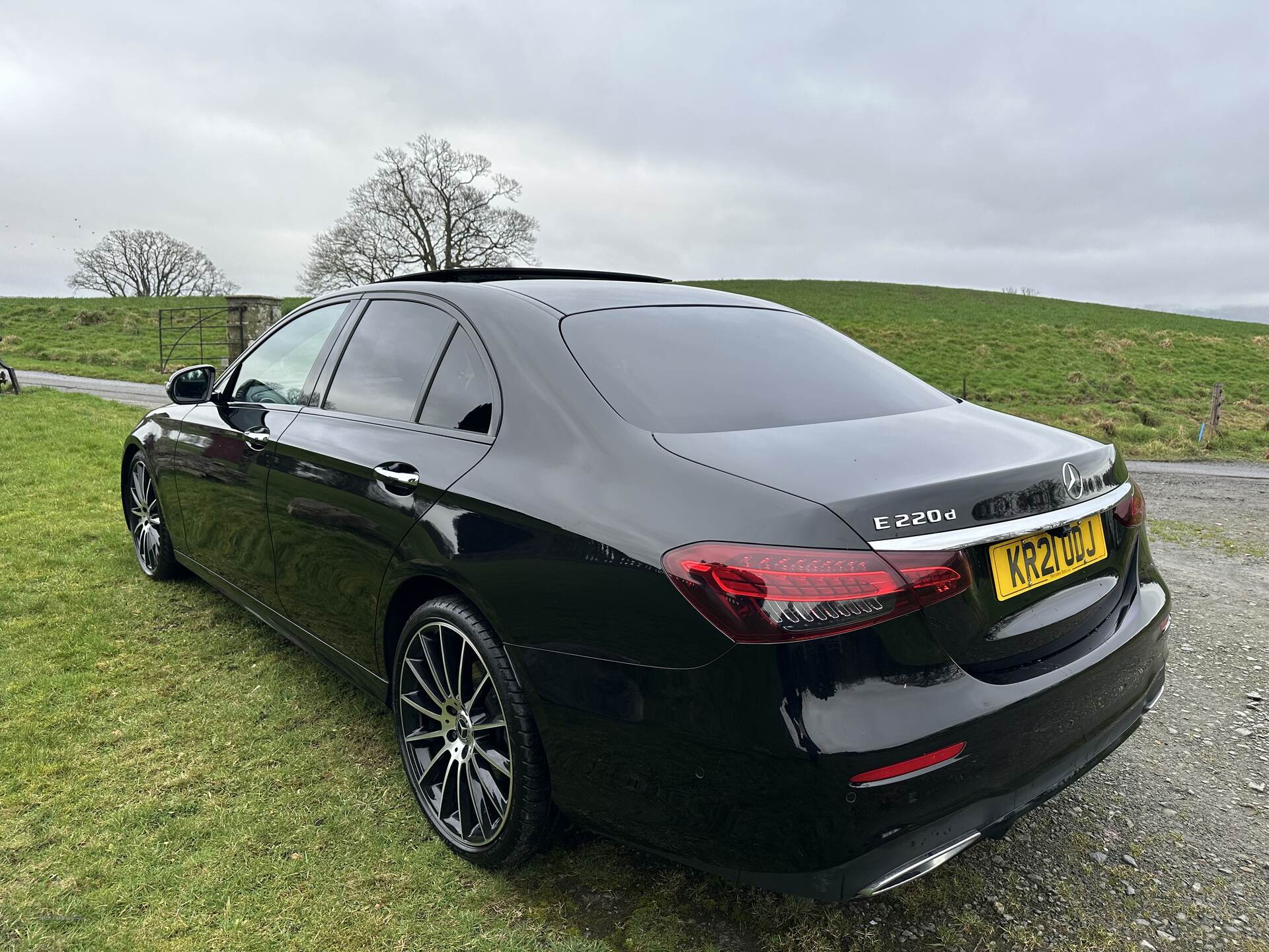 Mercedes E-Class DIESEL SALOON in Down