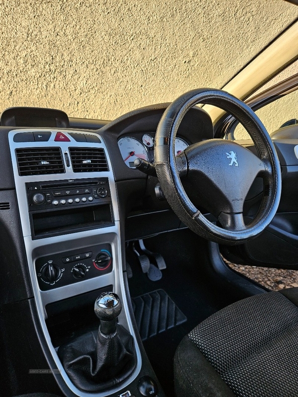 Peugeot 307 1.6 HDi 90 S 5dr in Antrim