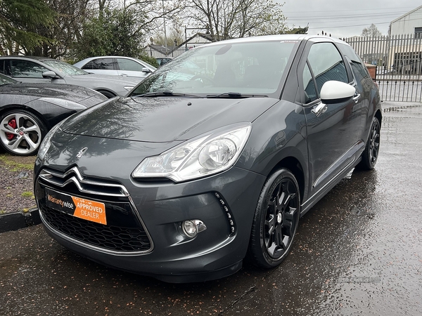 Citroen DS3 e-HDi Airdream DStyle Plus in Down