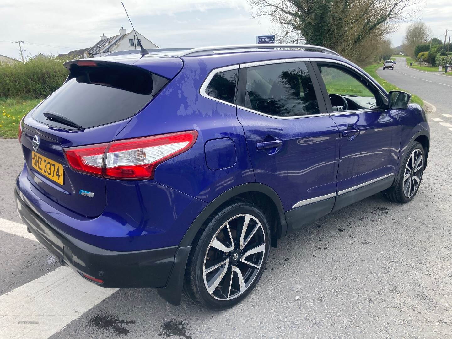 Nissan Qashqai DIESEL HATCHBACK in Down