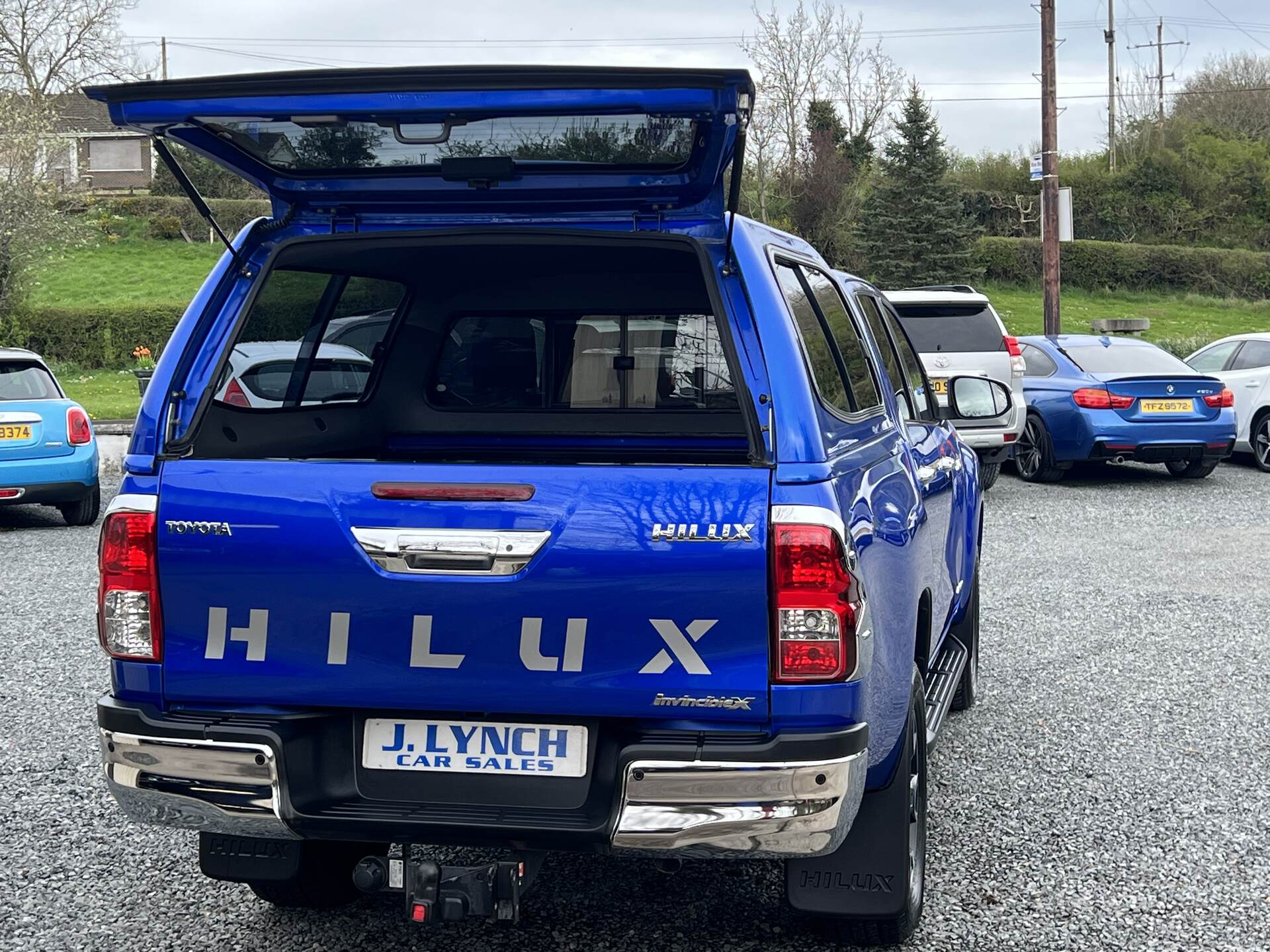 Toyota Hilux DIESEL in Down