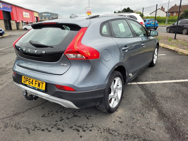 Volvo V40 DIESEL HATCHBACK in Down