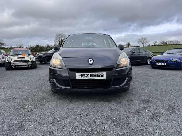Renault Scenic 1.6 VVT Expression 5dr in Armagh