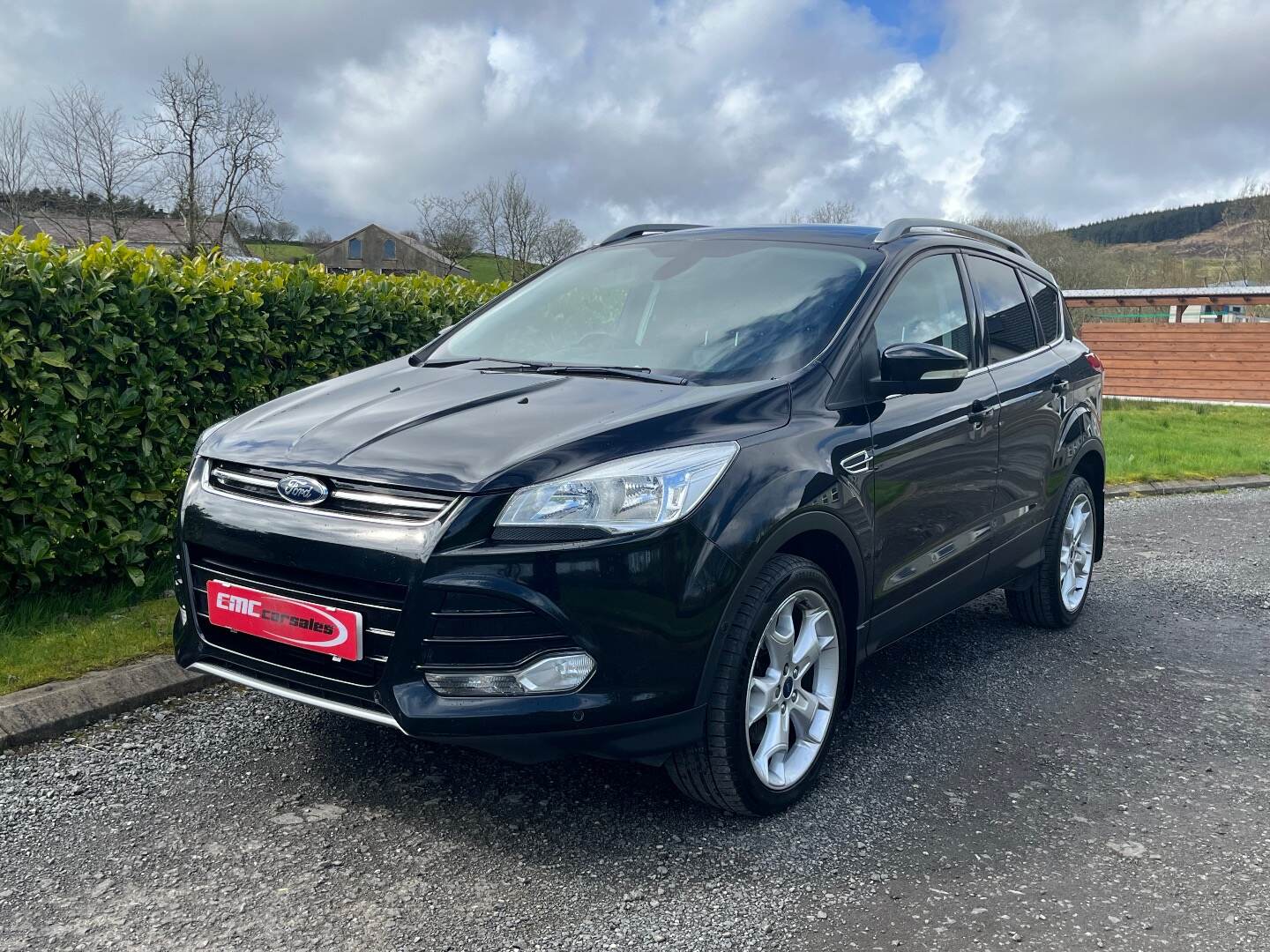 Ford Kuga DIESEL ESTATE in Tyrone