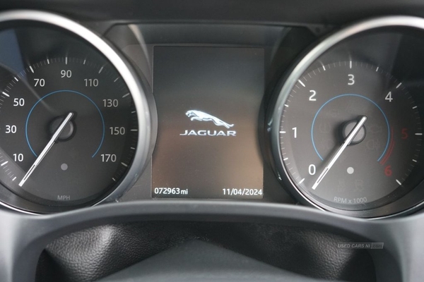 Jaguar F-Pace 2.0 R-SPORT AWD 5d 178 BHP LEATHER, HIGH SPEC, AUTO in Down
