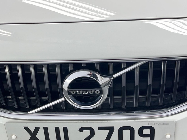 Volvo V40 T2 [122] Momentum Nav Plus 5Dr in Antrim