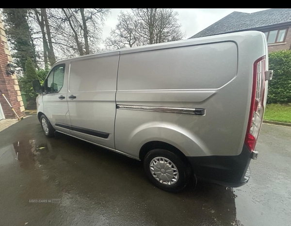 Ford Transit Custom 2.2 TDCi 100ps Low Roof Trend Van in Armagh