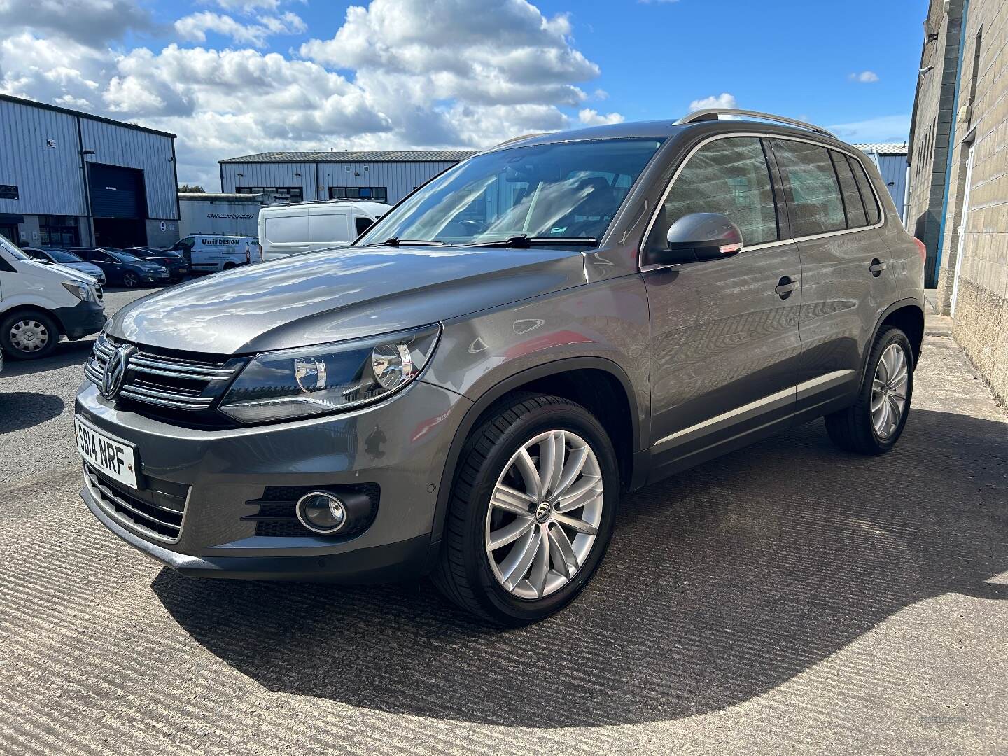 Volkswagen Tiguan DIESEL ESTATE in Down