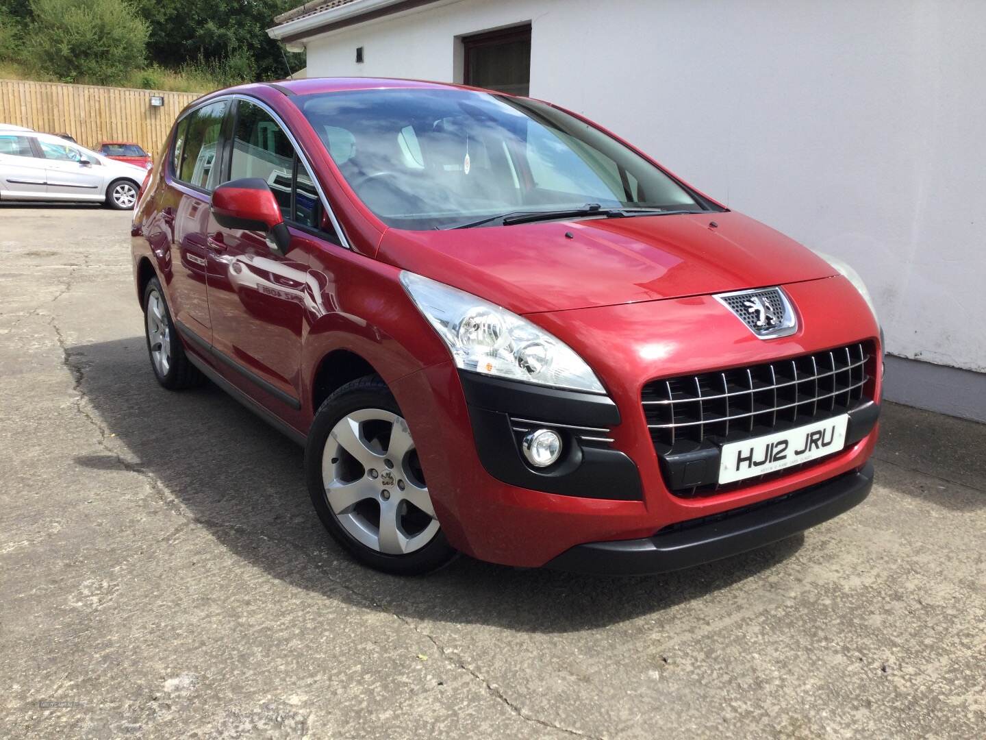 Peugeot 3008 DIESEL ESTATE in Derry / Londonderry