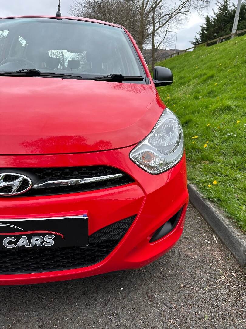 Hyundai i10 HATCHBACK in Down