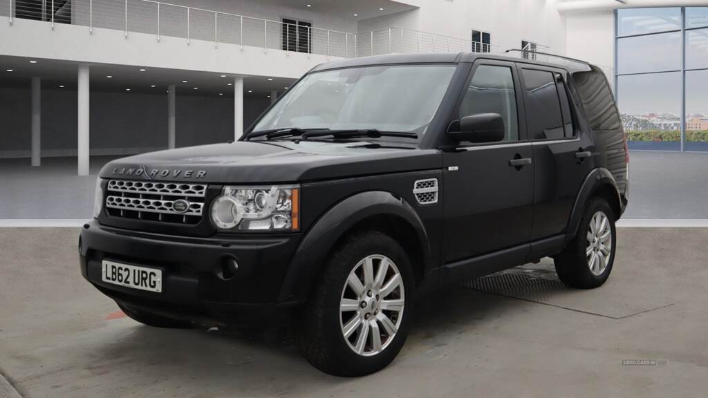 Land Rover Discovery 3.0 SDV6 255HP XS AUTO in Antrim