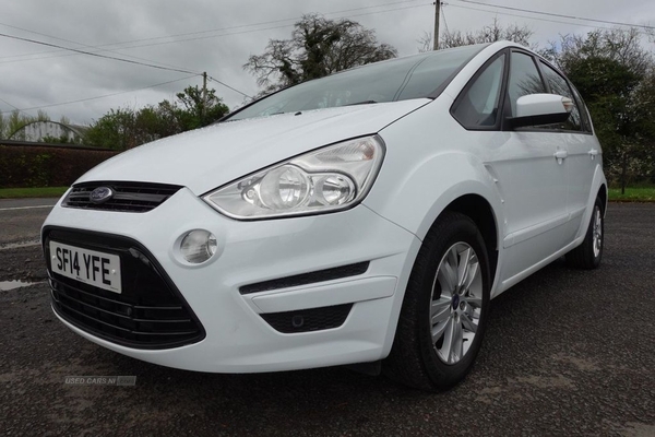 Ford S-Max 2.0 ZETEC TDCI 5d 138 BHP FULL SERVICE HISTORY 10 x STAMPS! in Antrim