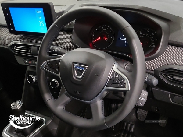 Dacia Jogger 1.0 TCe Comfort MPV 5dr Petrol Manual Euro 6 (s/s) (110 ps) in Down