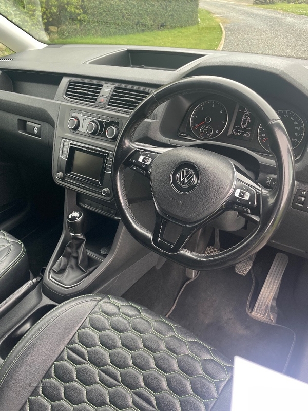 Volkswagen Caddy 2.0 TDI 102PS Black Edition Van in Antrim