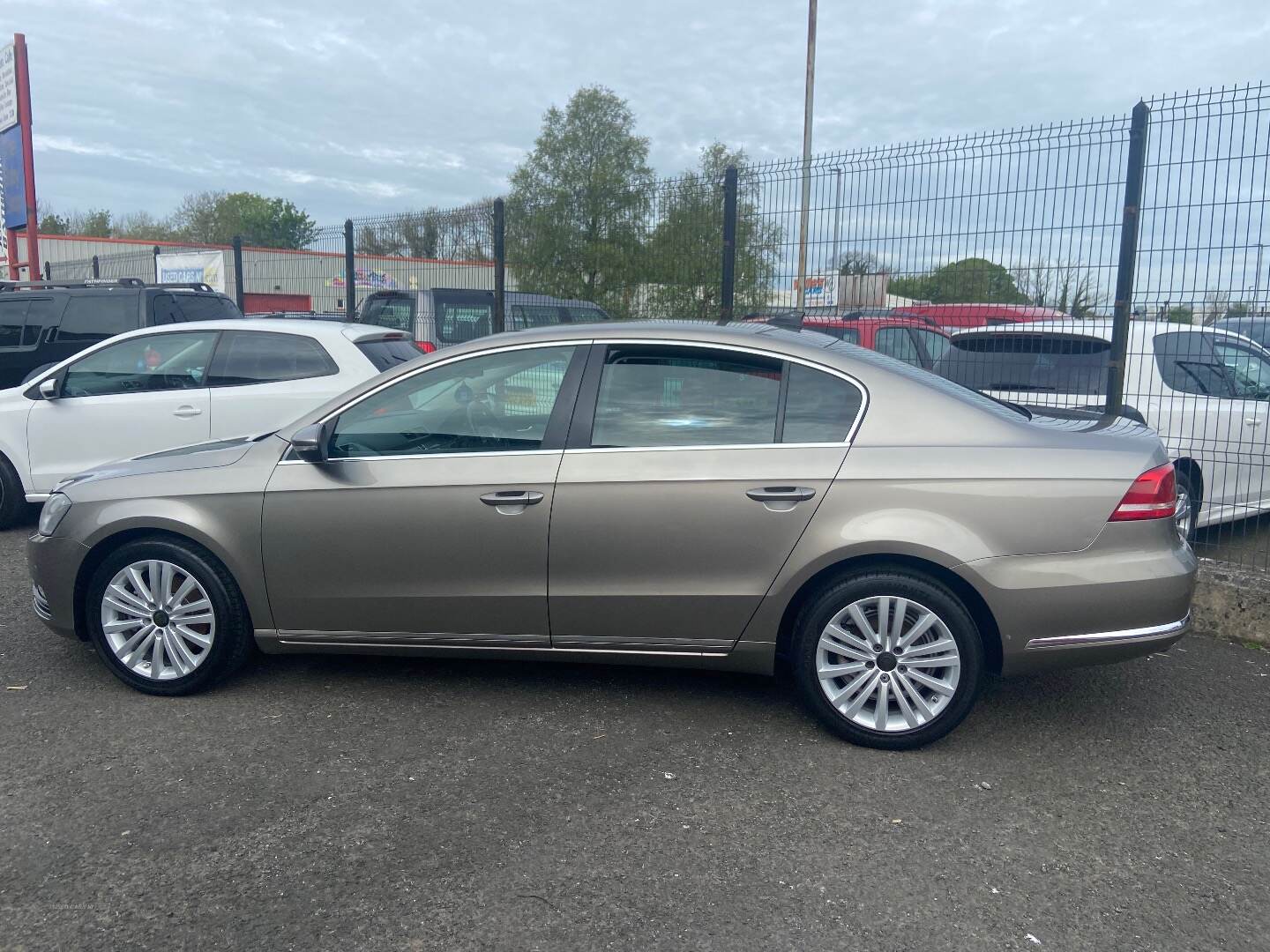 Volkswagen Passat DIESEL ESTATE in Antrim