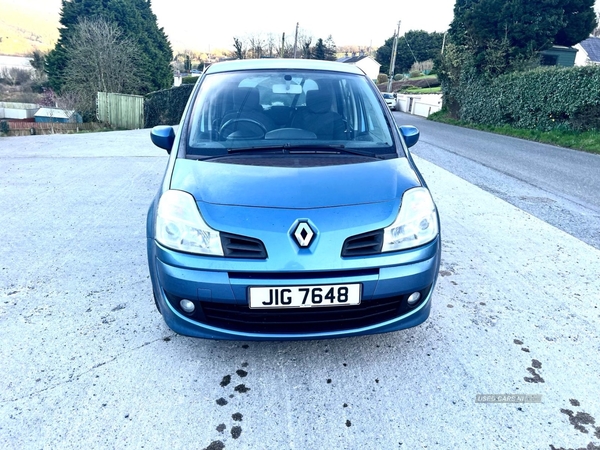 Renault Grand Modus 1.5 dCi 88 Dynamique 5dr in Armagh