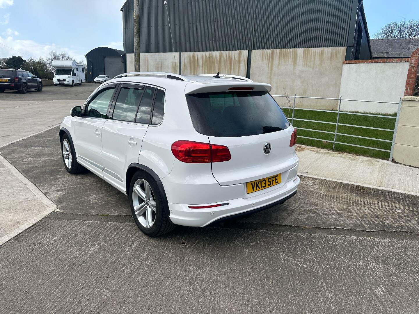 Volkswagen Tiguan DIESEL ESTATE in Down