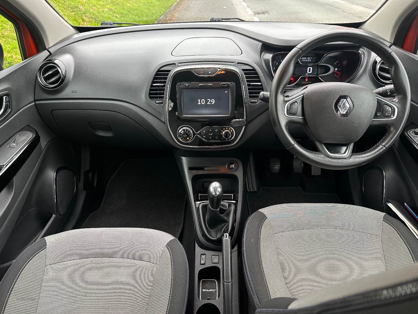 Renault Captur DIESEL HATCHBACK in Down