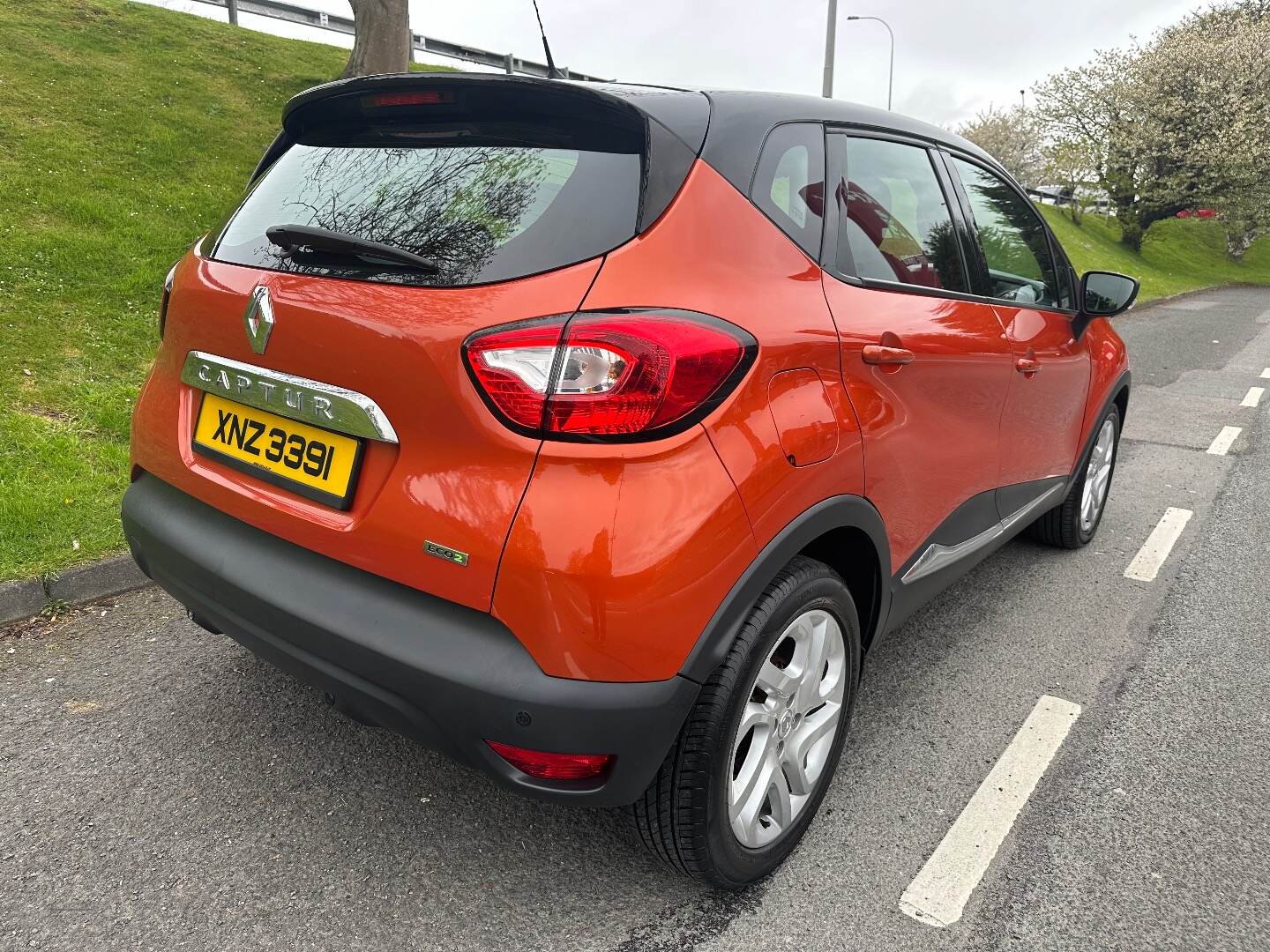 Renault Captur DIESEL HATCHBACK in Down