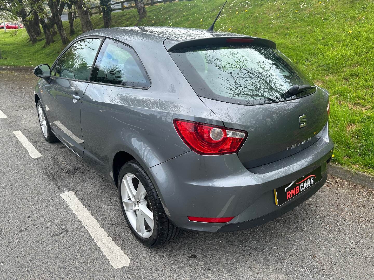 Seat Ibiza SPORT COUPE SPECIAL EDITION in Down