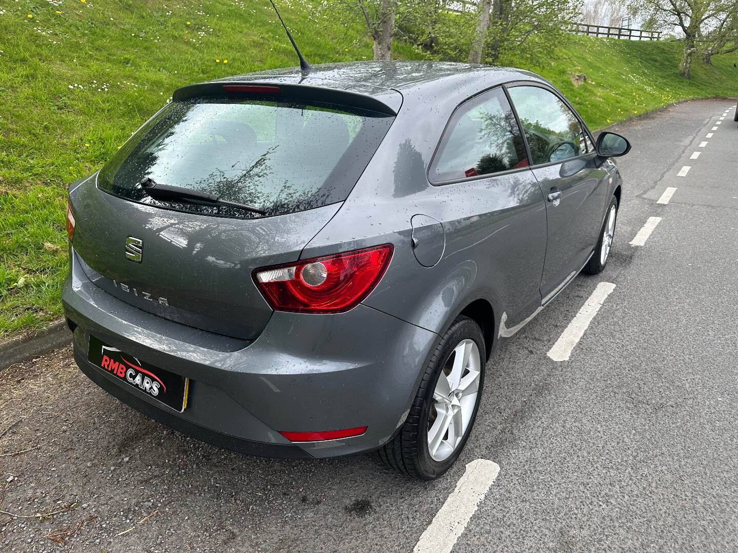 Seat Ibiza SPORT COUPE SPECIAL EDITION in Down