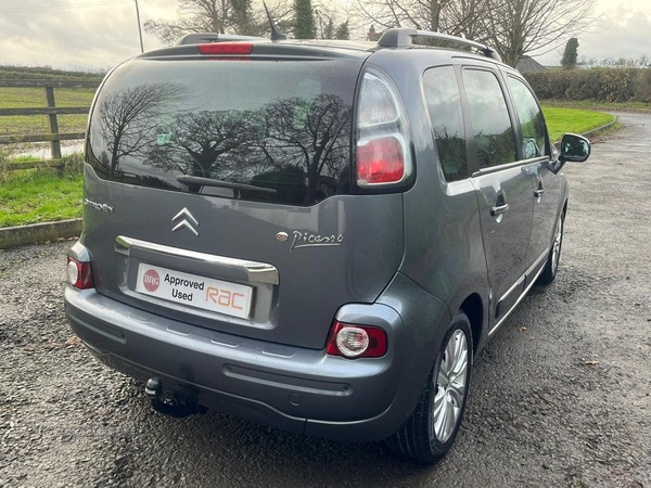 Citroen C3 Picasso 1.6 EXCLUSIVE HDI 5d 90 BHP in Down