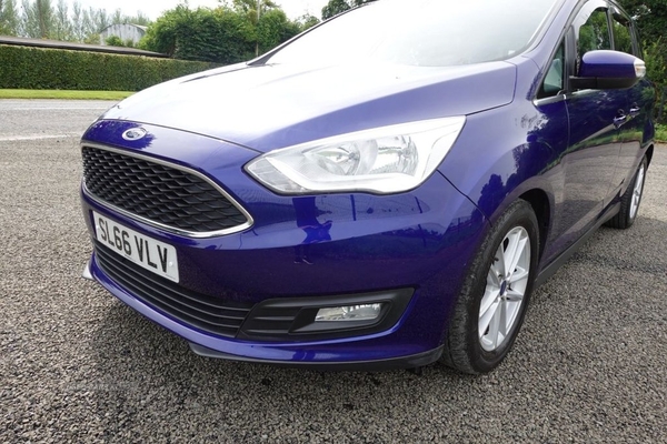 Ford Grand C-MAX 1.5 ZETEC TDCI 5d 118 BHP FULL SERVICE HISTORY 10 STAMPS!! in Antrim