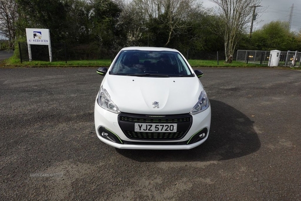 Peugeot 208 1.2 PURETECH XS LIME 5d 82 BHP FULL SERVICE HISTORY / LOW MILEAGE in Antrim