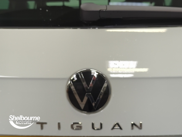Volkswagen Tiguan 2.0 TDI R-Line SUV 5dr Diesel DSG (150 ps) in Armagh