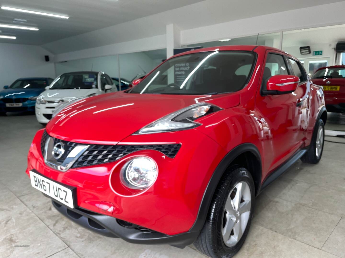 Nissan Juke HATCHBACK in Down