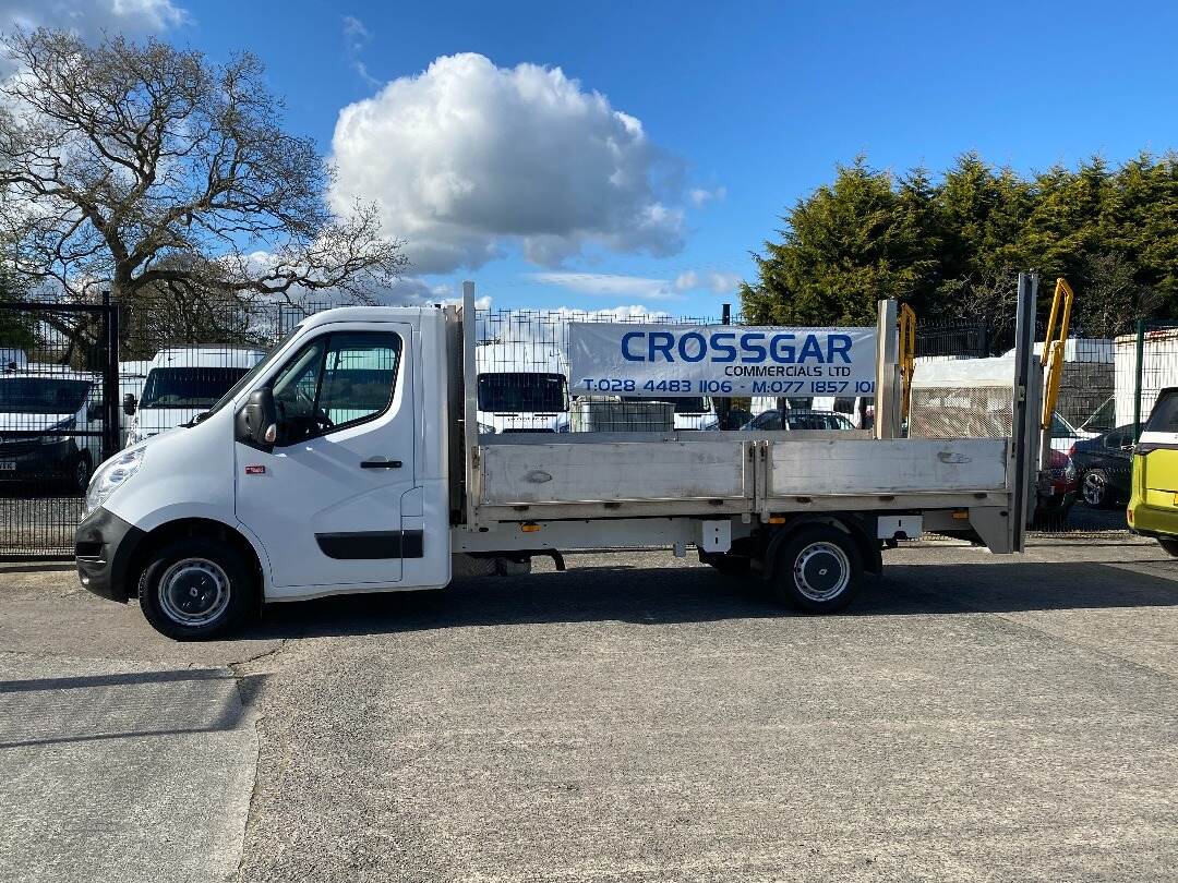 Renault MASTER DROPSIDE WITH TAIL LIFT in Down