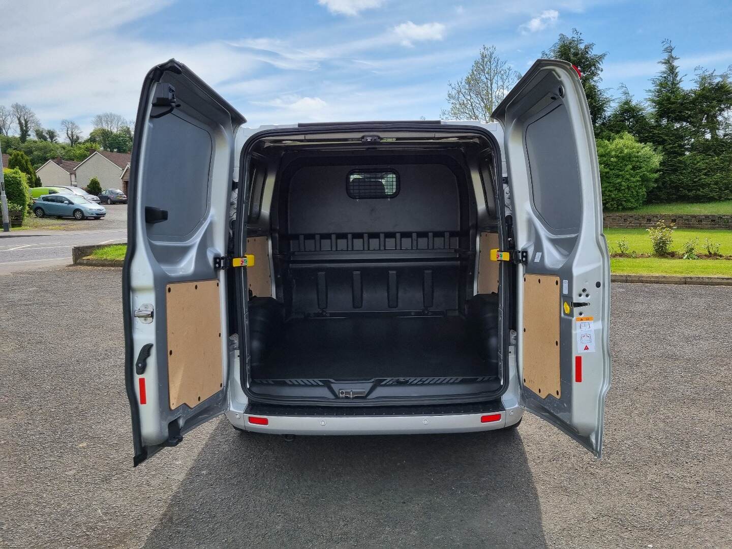 Ford Transit Custom 320 L2 DIESEL FWD in Derry / Londonderry