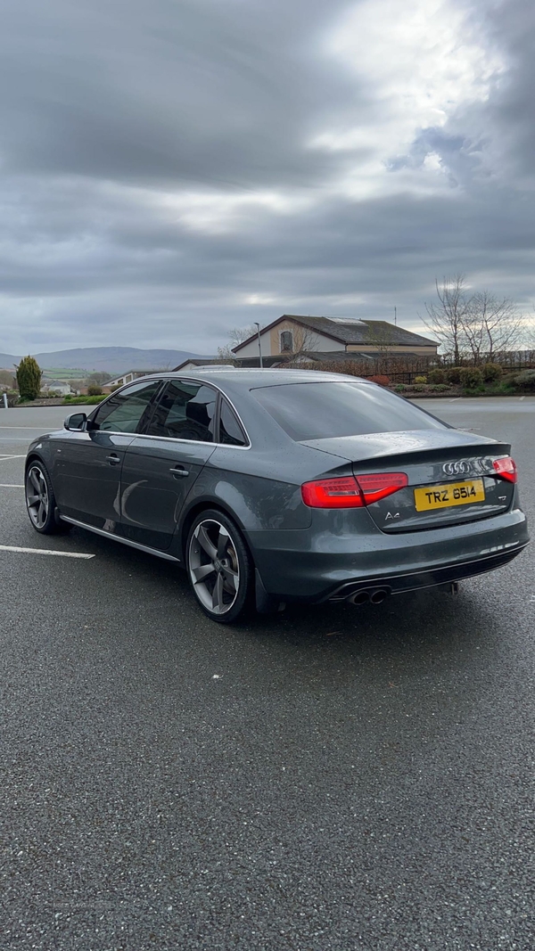 Audi A4 2.0 TDI 143 S Line 4dr in Down