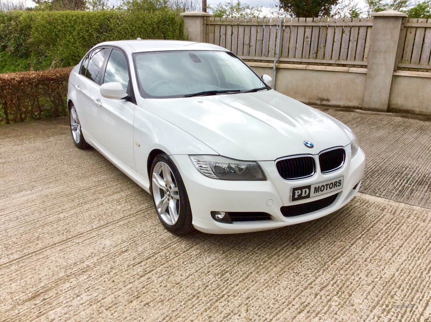 BMW 3 Series DIESEL SALOON in Down