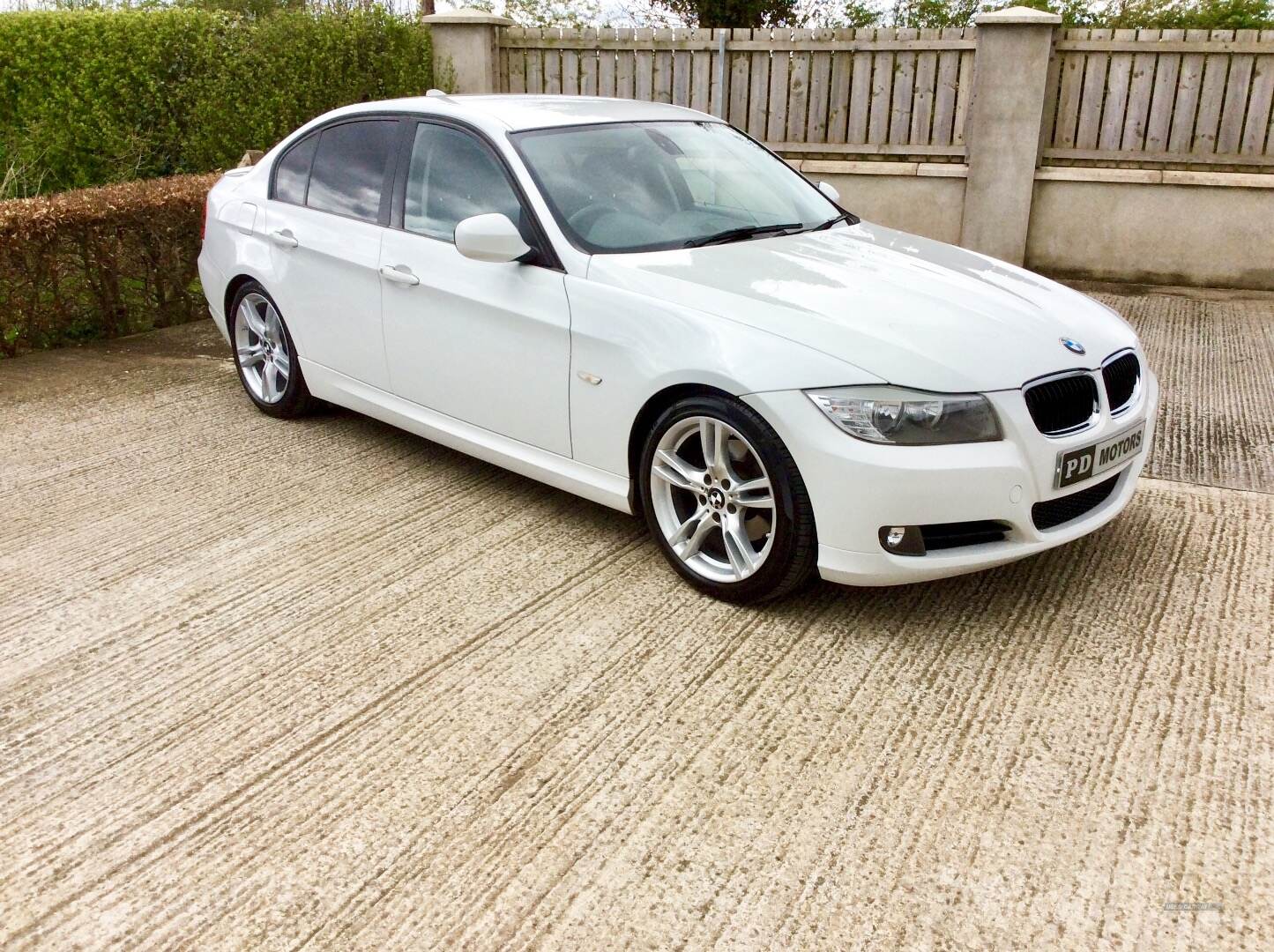 BMW 3 Series DIESEL SALOON in Down