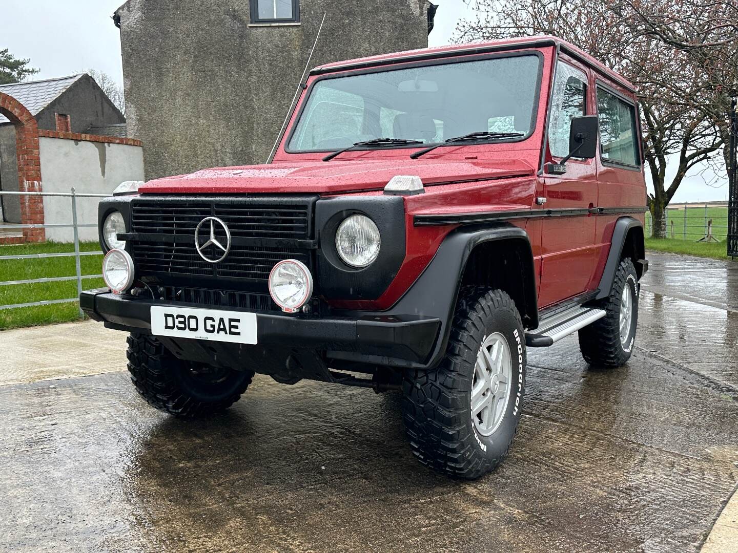 Mercedes G-Class SERIES STATION WAON in Down