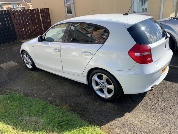 BMW 1 Series 116i [2.0] Sport 5dr in Derry / Londonderry