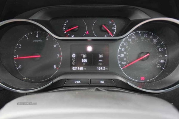 Vauxhall Crossland 1.5 Turbo D Elite Nav 5dr in Down