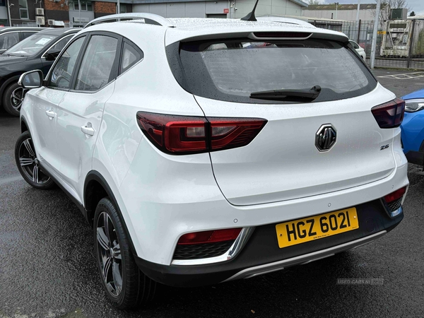 MG ZS EXCLUSIVE in Antrim