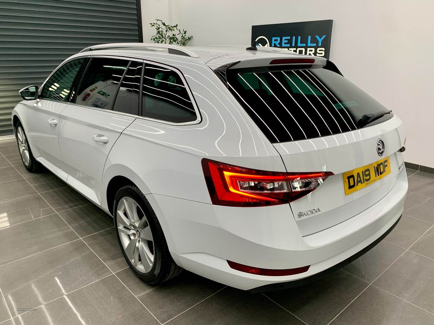 Skoda Superb DIESEL ESTATE in Derry / Londonderry