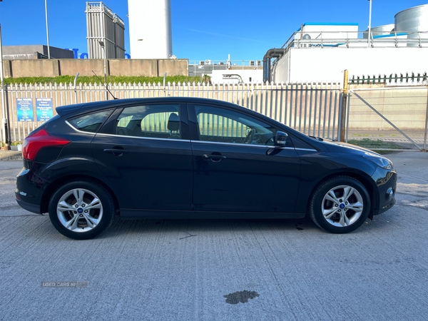 Ford Focus 1.6 125 Zetec 5dr Powershift in Down