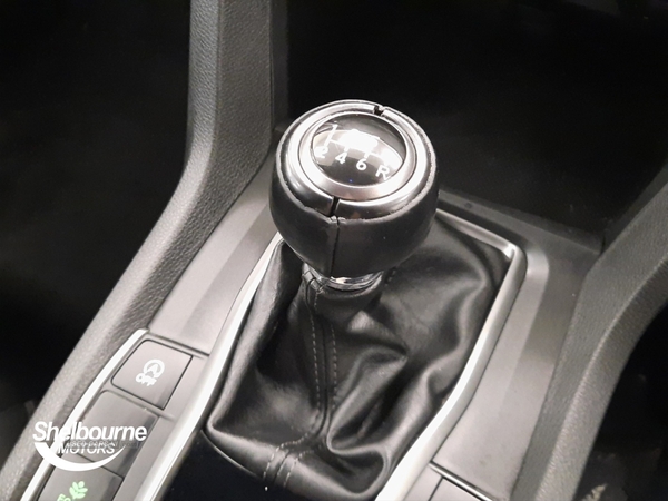 Honda Civic 1.0 VTEC Turbo SR Hatchback 5dr Petrol Manual (126 ps) in Armagh