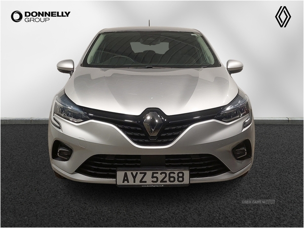 Renault Clio 1.0 TCe 100 Iconic 5dr in Derry / Londonderry