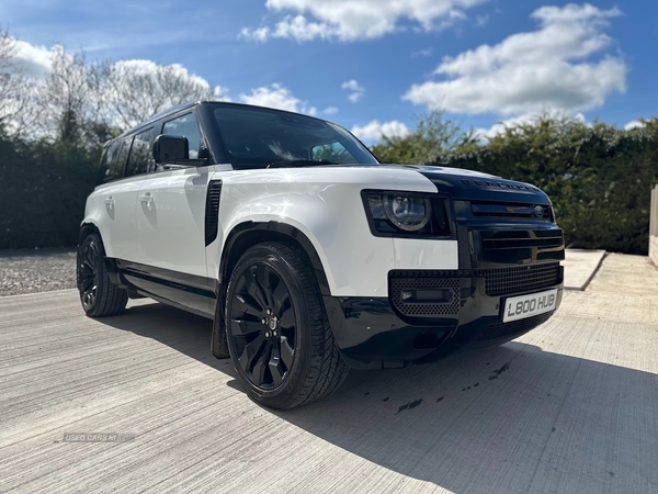 Land Rover Defender 2.0 D240 SE 110 5dr Auto in Armagh
