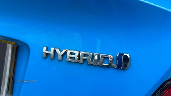 Toyota C-HR 1.8 VVT-h Dynamic CVT Euro 6 (s/s) 5dr in Antrim